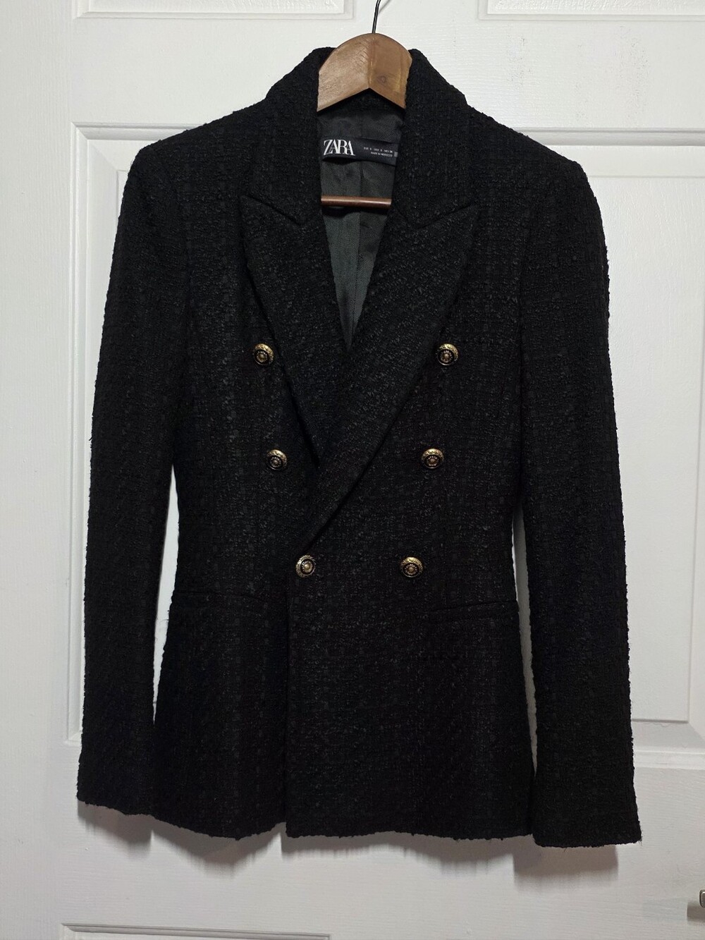 ZARA Double-Breasted Tailored Tweed Textured Blazer- Black Gold Buttons Accent - Picture 2 of 9